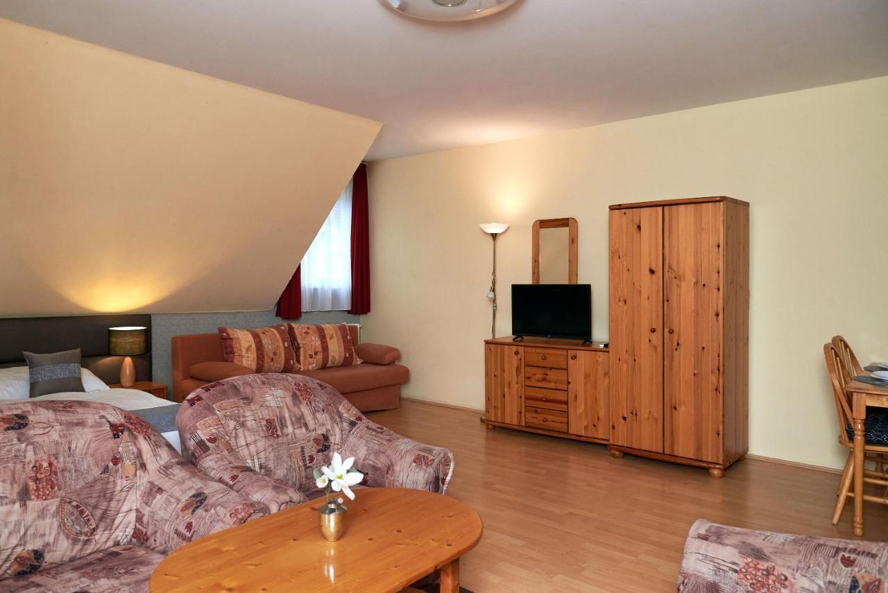 Apartman Brigitte Buekfuerdo 외부 사진