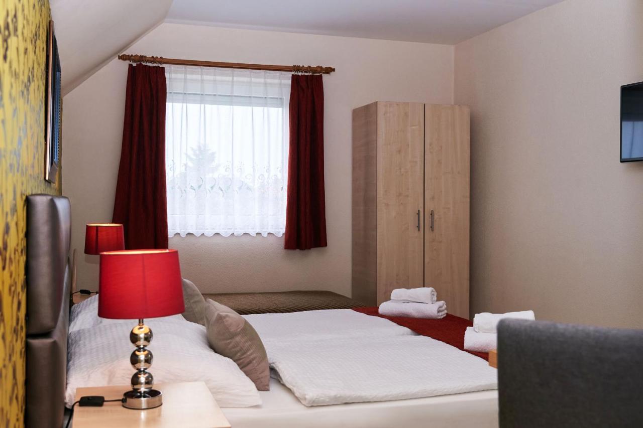 Apartman Brigitte Buekfuerdo 외부 사진