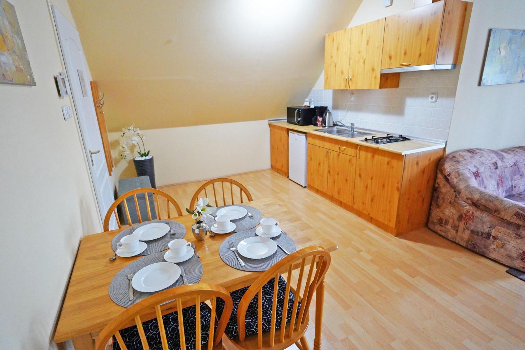 Apartman Brigitte Buekfuerdo 외부 사진