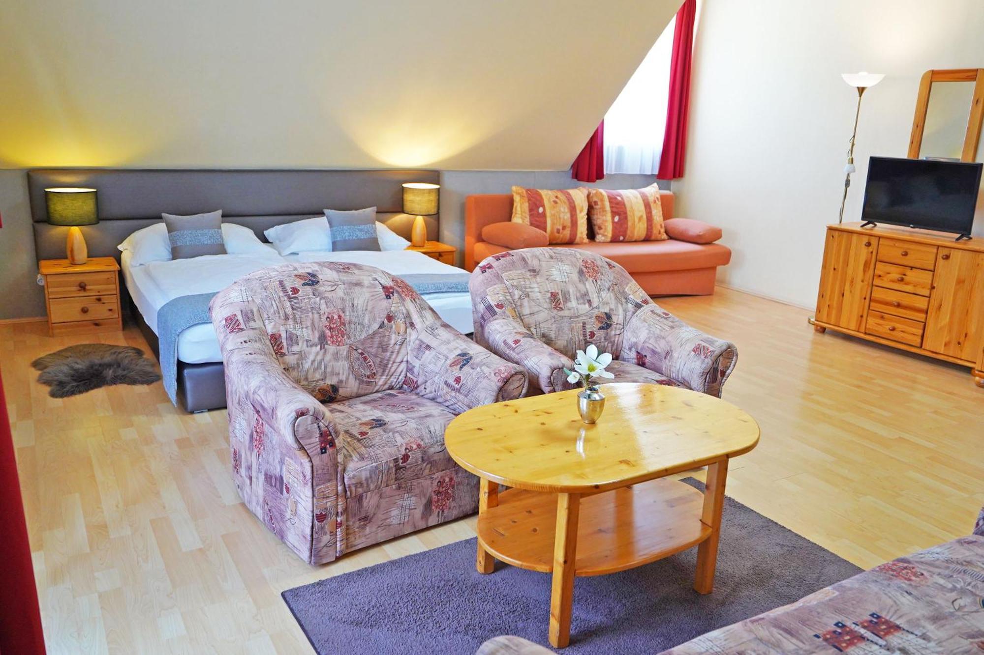 Apartman Brigitte Buekfuerdo 외부 사진